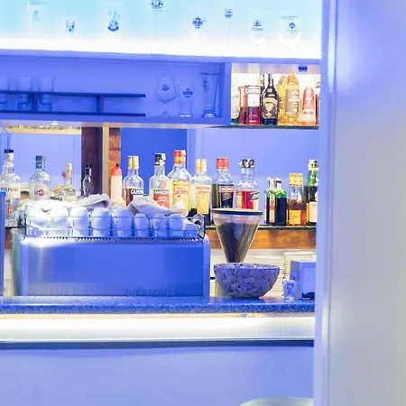 Primavera Hotel 2*