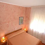 Primavera Hotel 2*