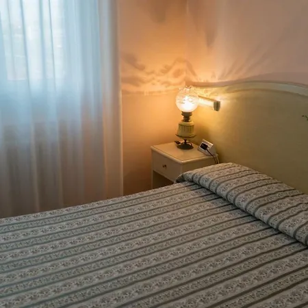 Primavera 2* Wenecja