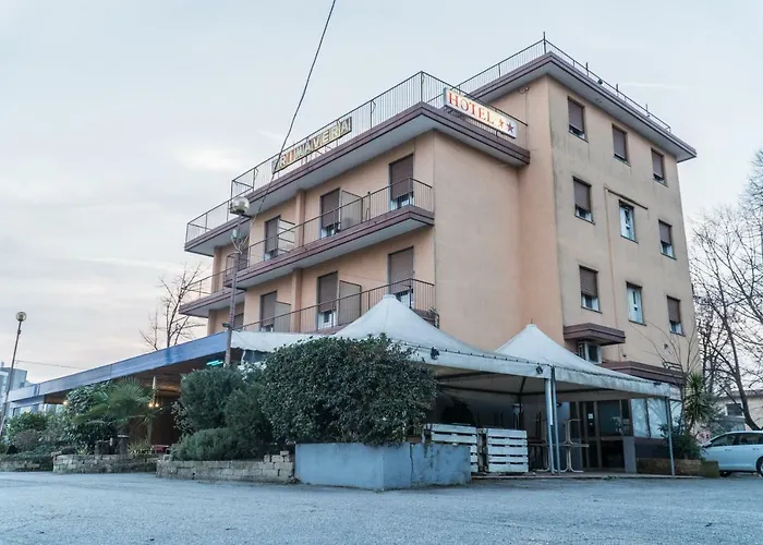 Primavera Hotel
